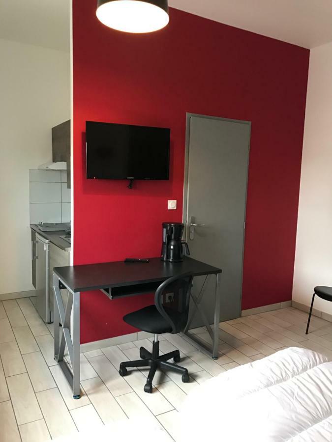 Les Studines Apartment Roanne Luaran gambar